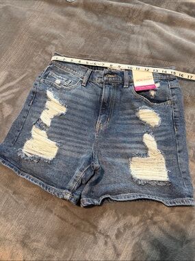 SO Distressed Blue Mom Jean Shorts